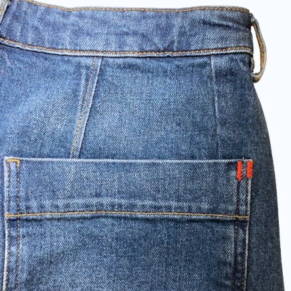 Diesel Hush Denim Barrel Jeans, Cropped Mid-Rise Rich Medium Wash, size 8 - Picture 7 of 14